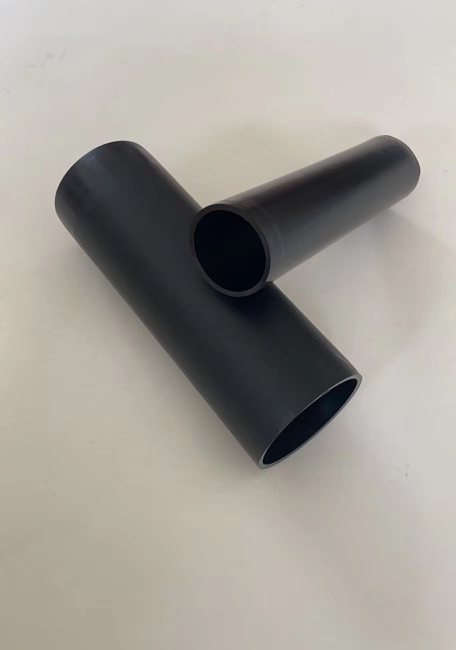 建筑排水管安装现场