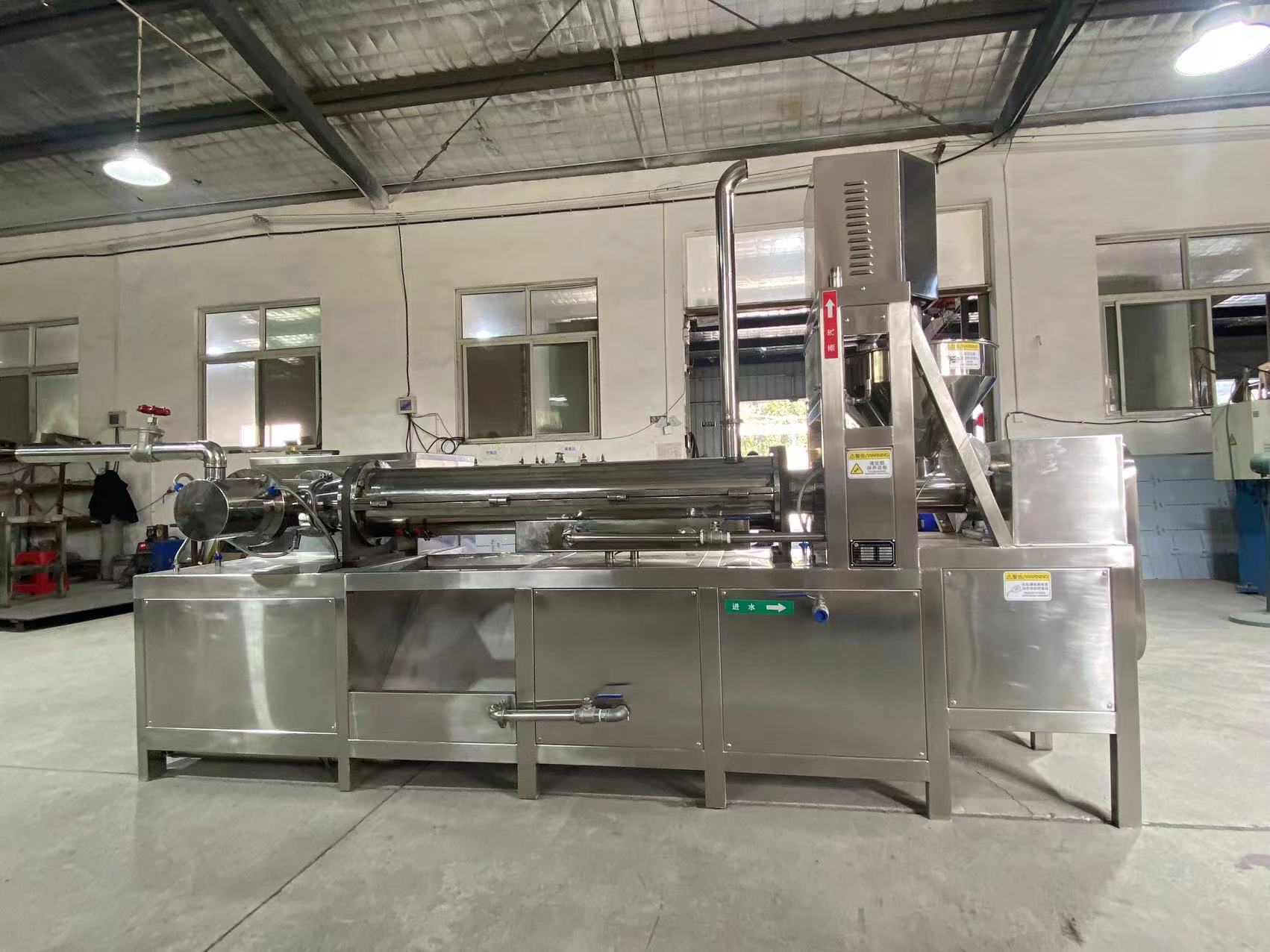 卧式蒸煮机工作场景