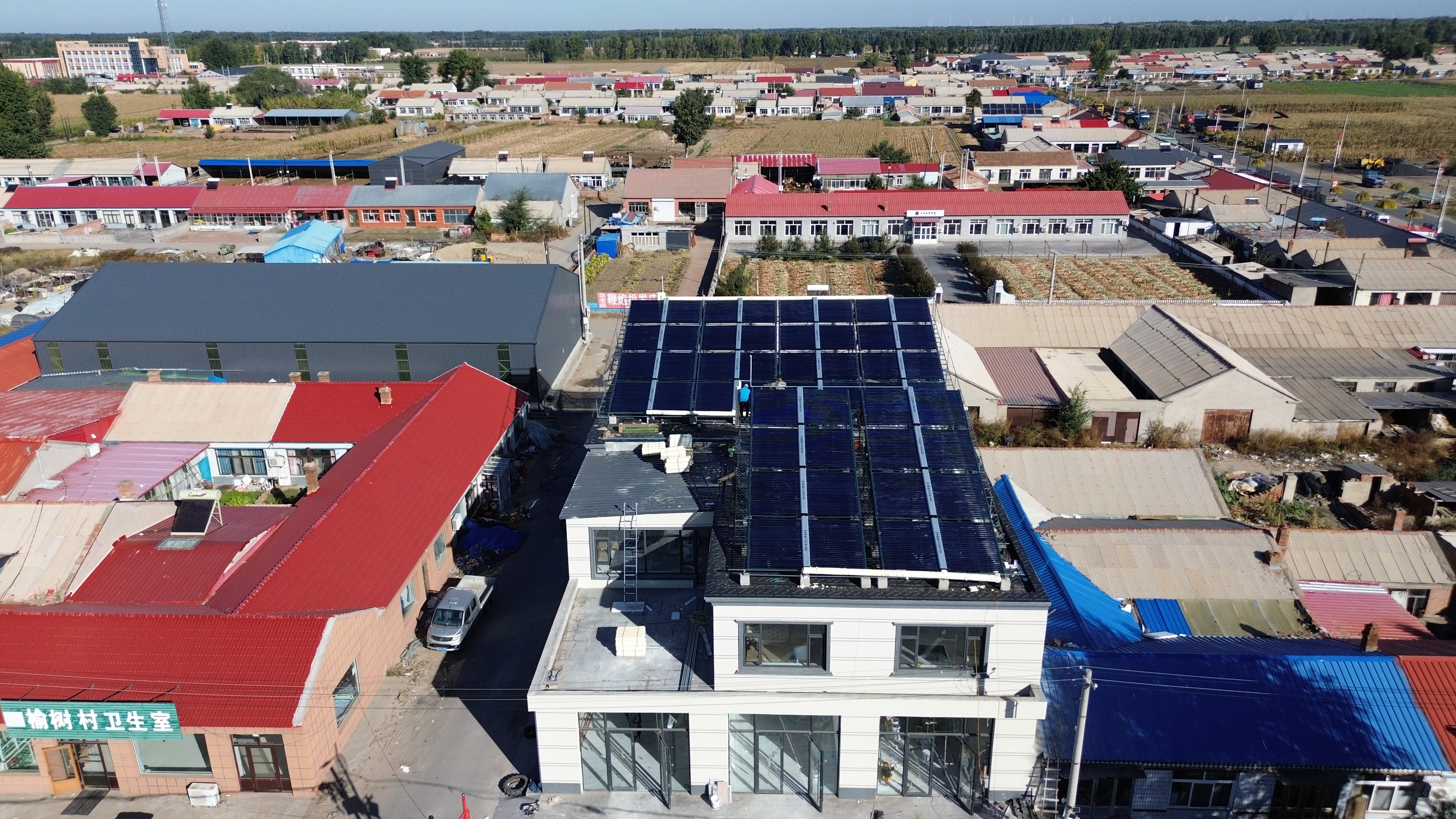 太阳能采暖系统运行示意图