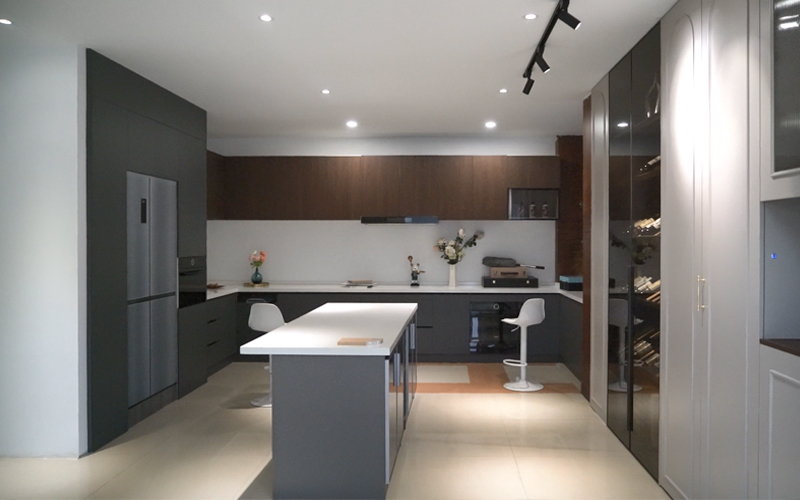 阿噜米全铝家居车间实景