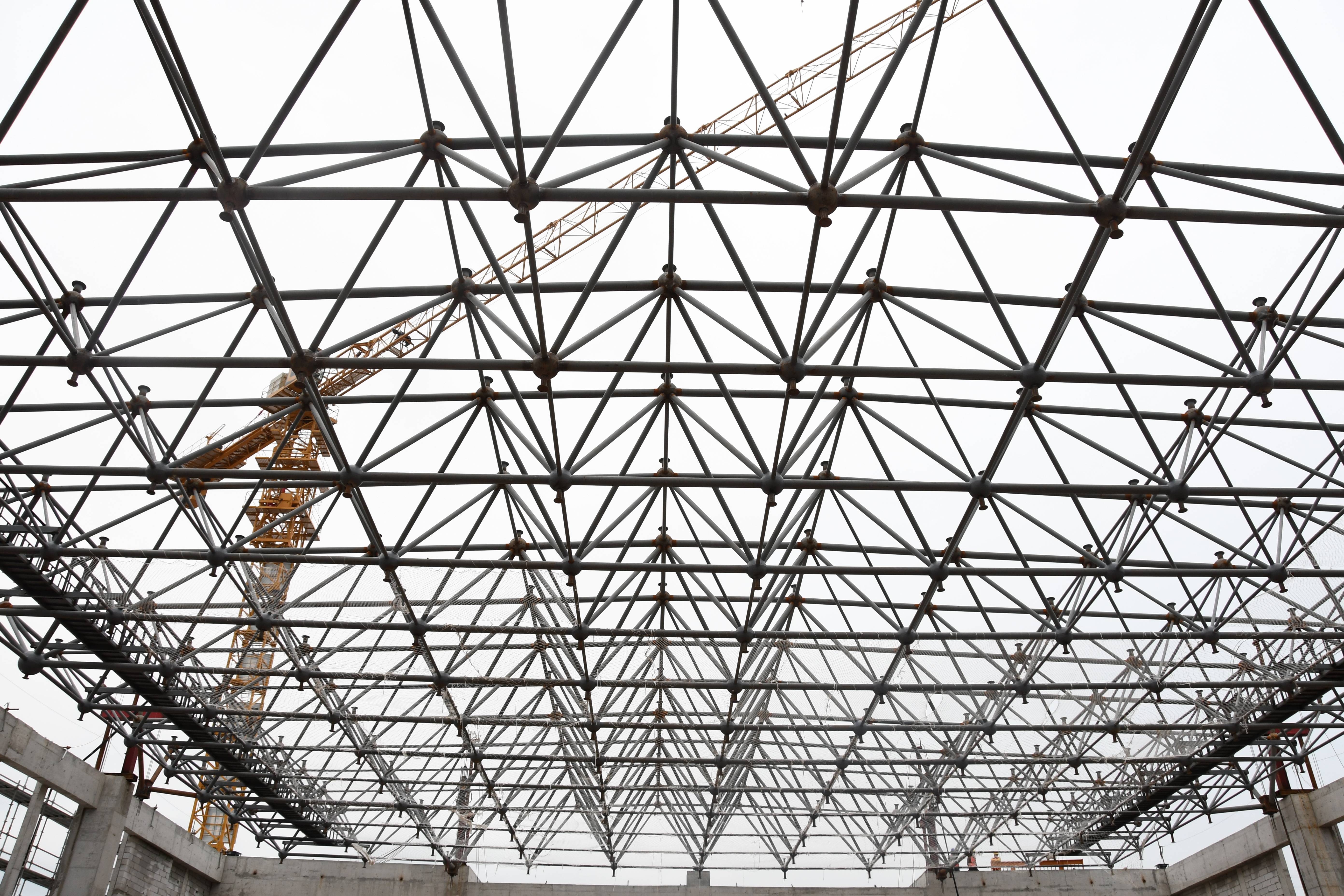 钢结构煤棚内部结构