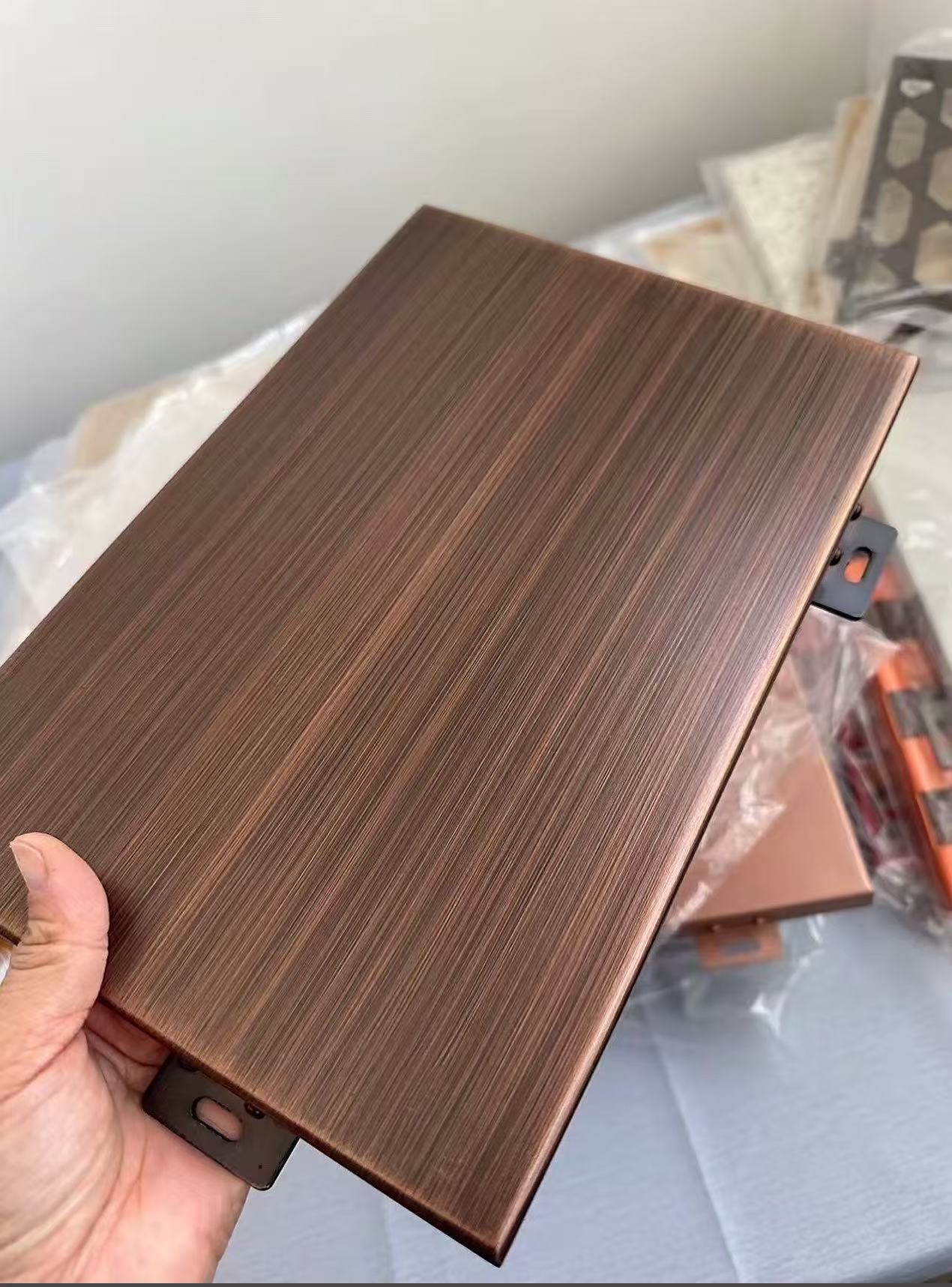 金属拉丝铝单板表面效果