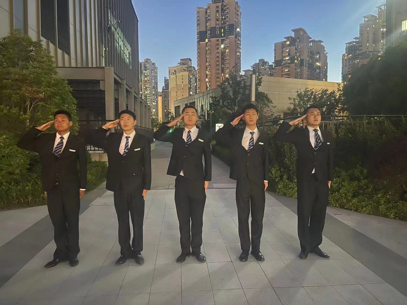 上海东安保安服务团队