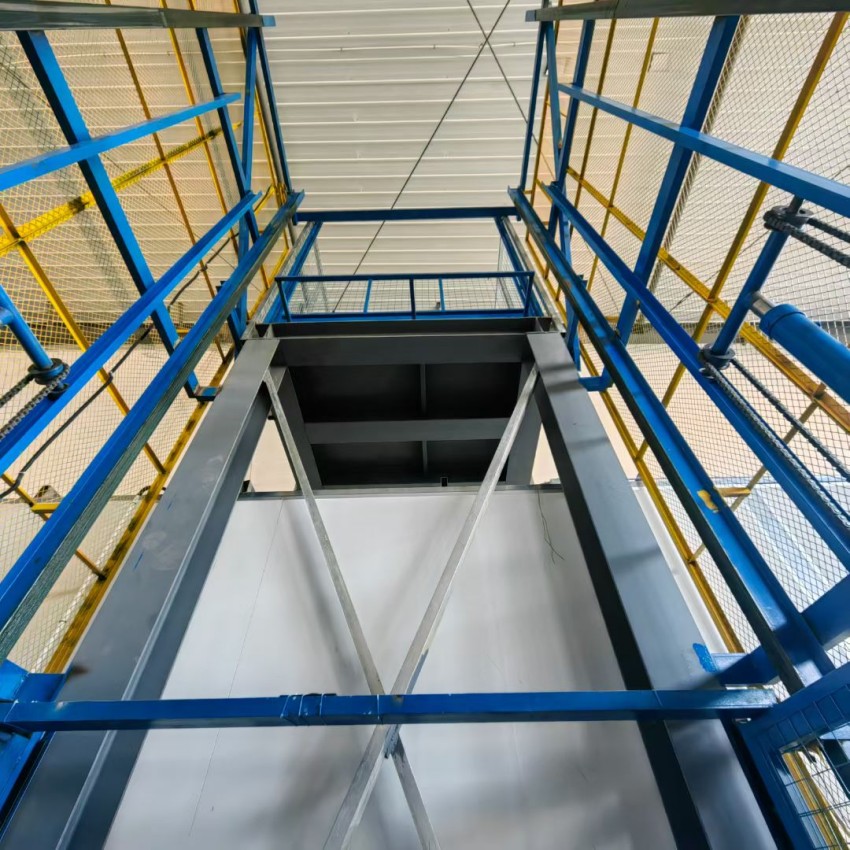 昂索威尔升降机产品图