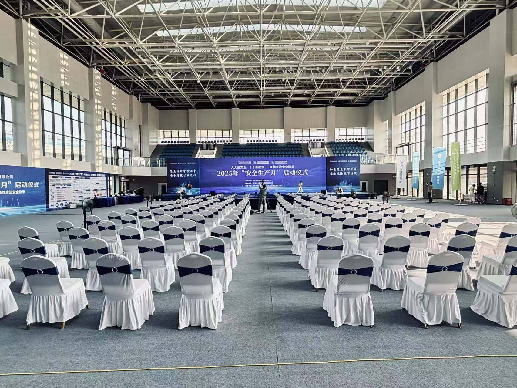 环保标识制作过程