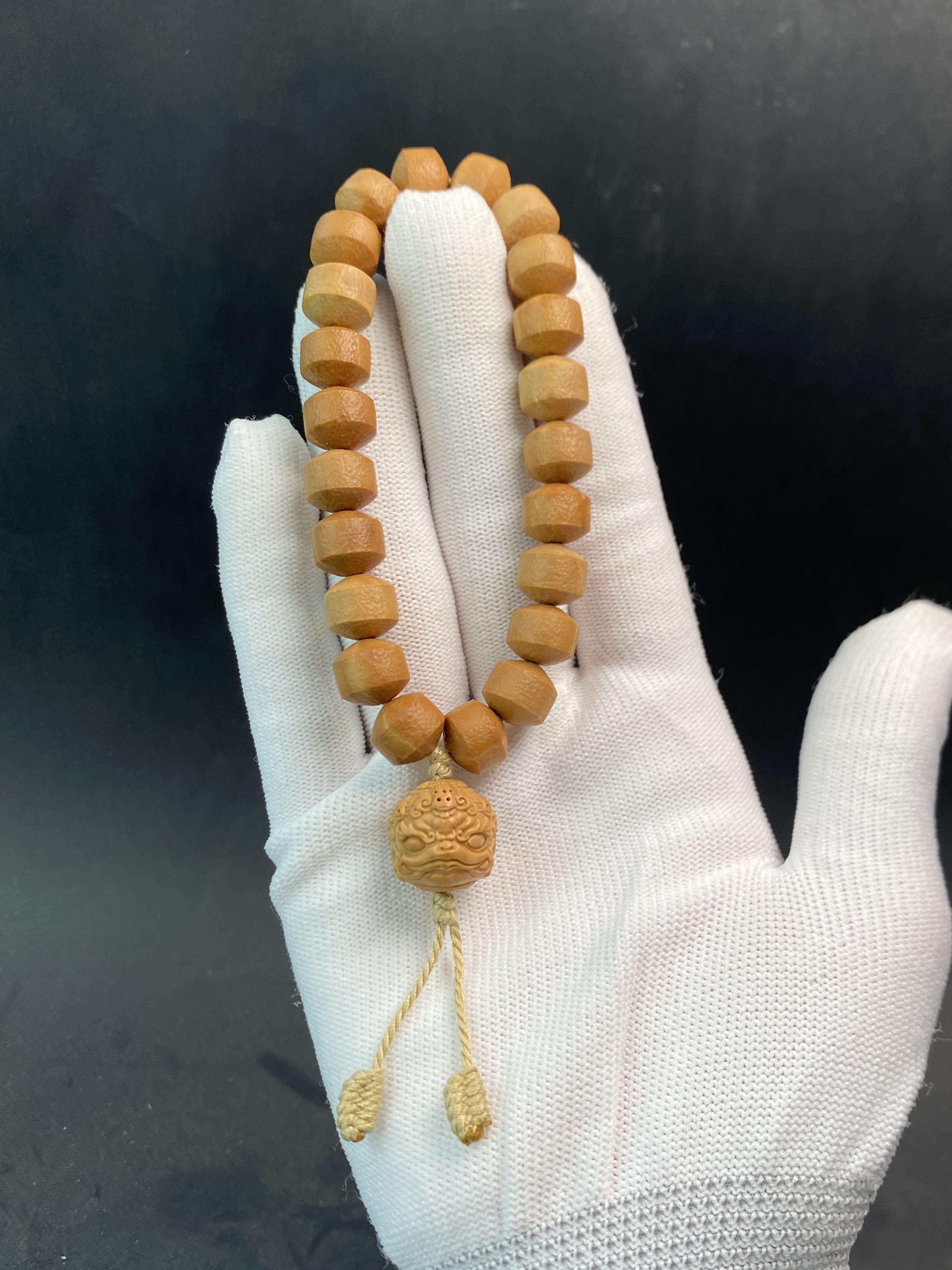 深白文玩工艺细节