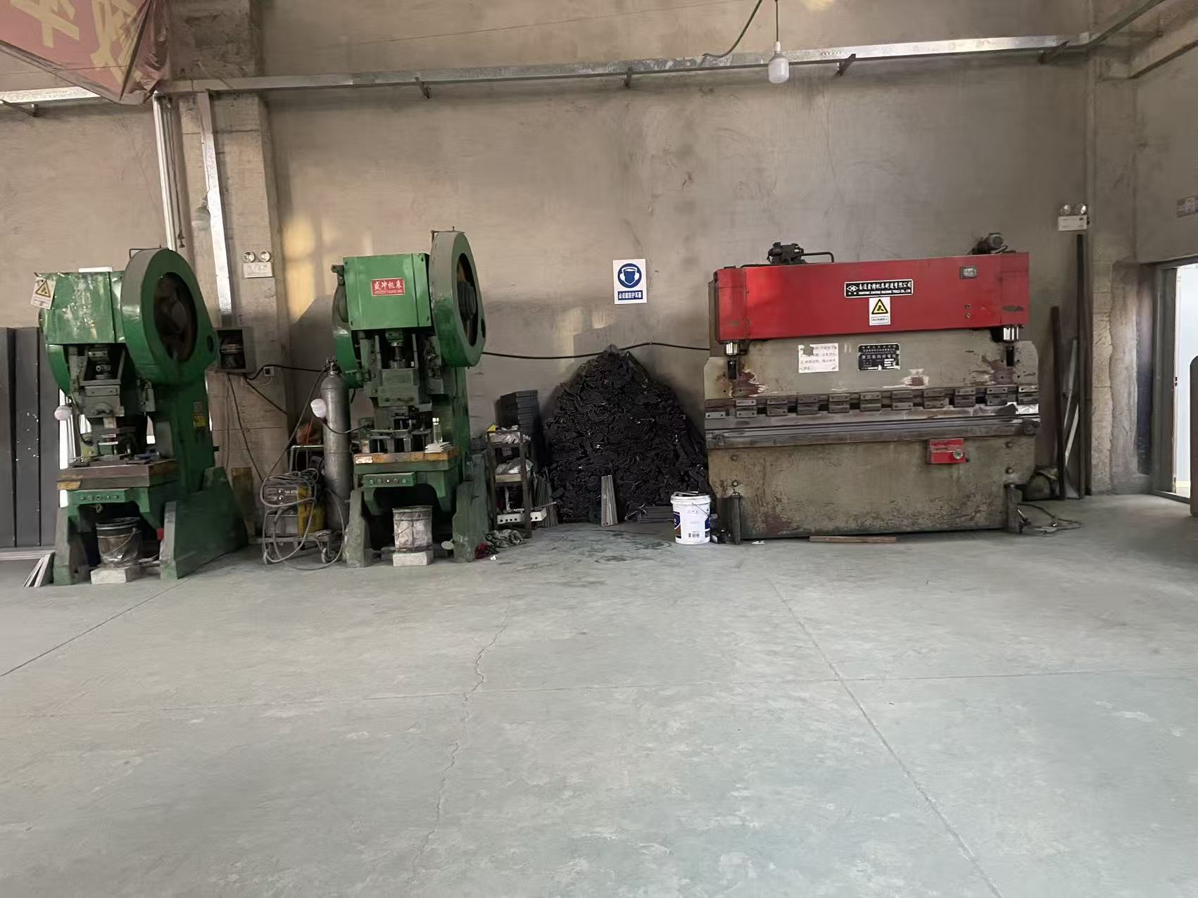 树琴桥架材质特写