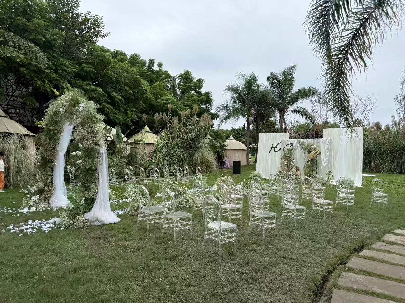 水岸花苑户外场地