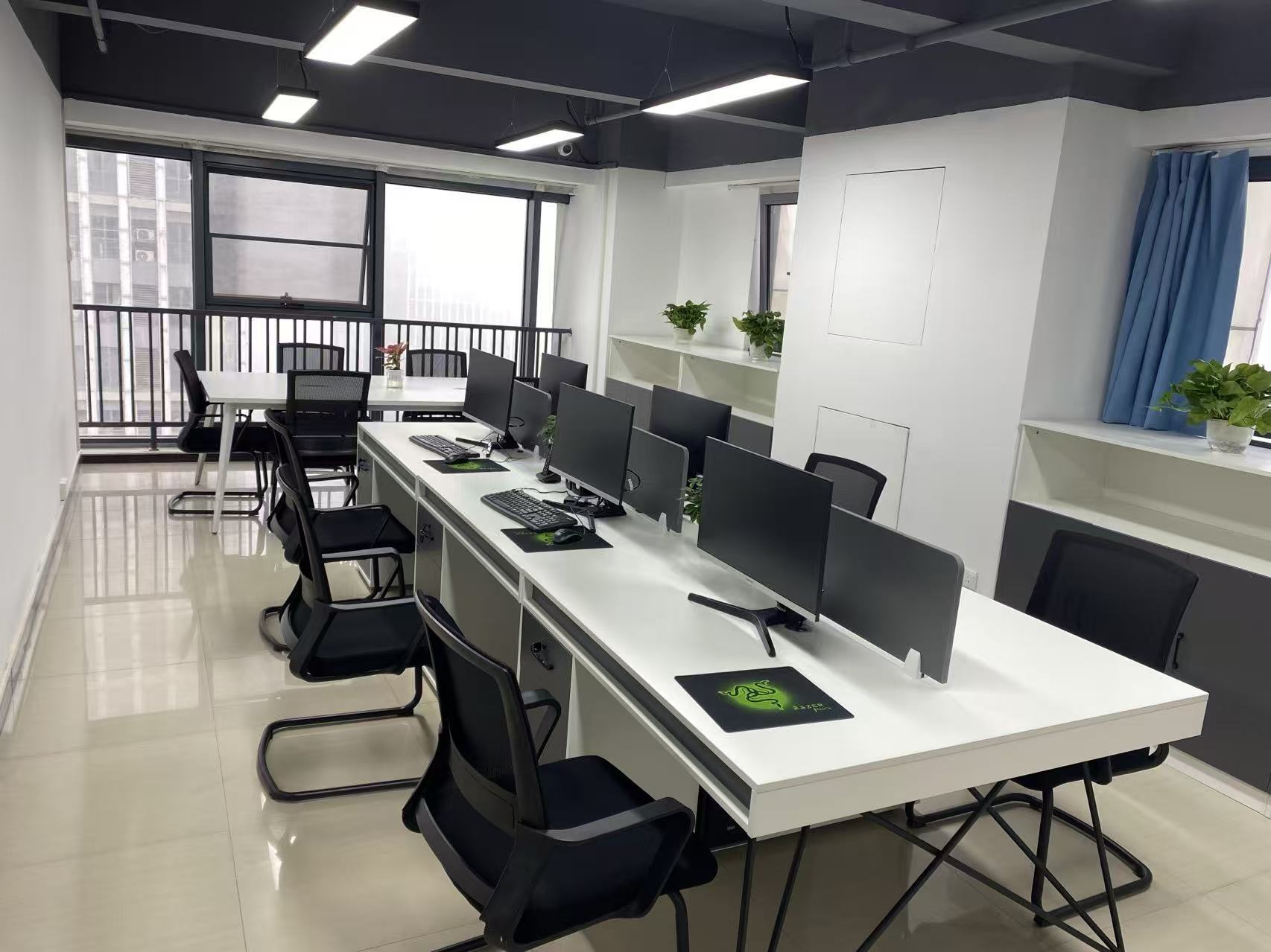 武汉博远神风广告工厂实景