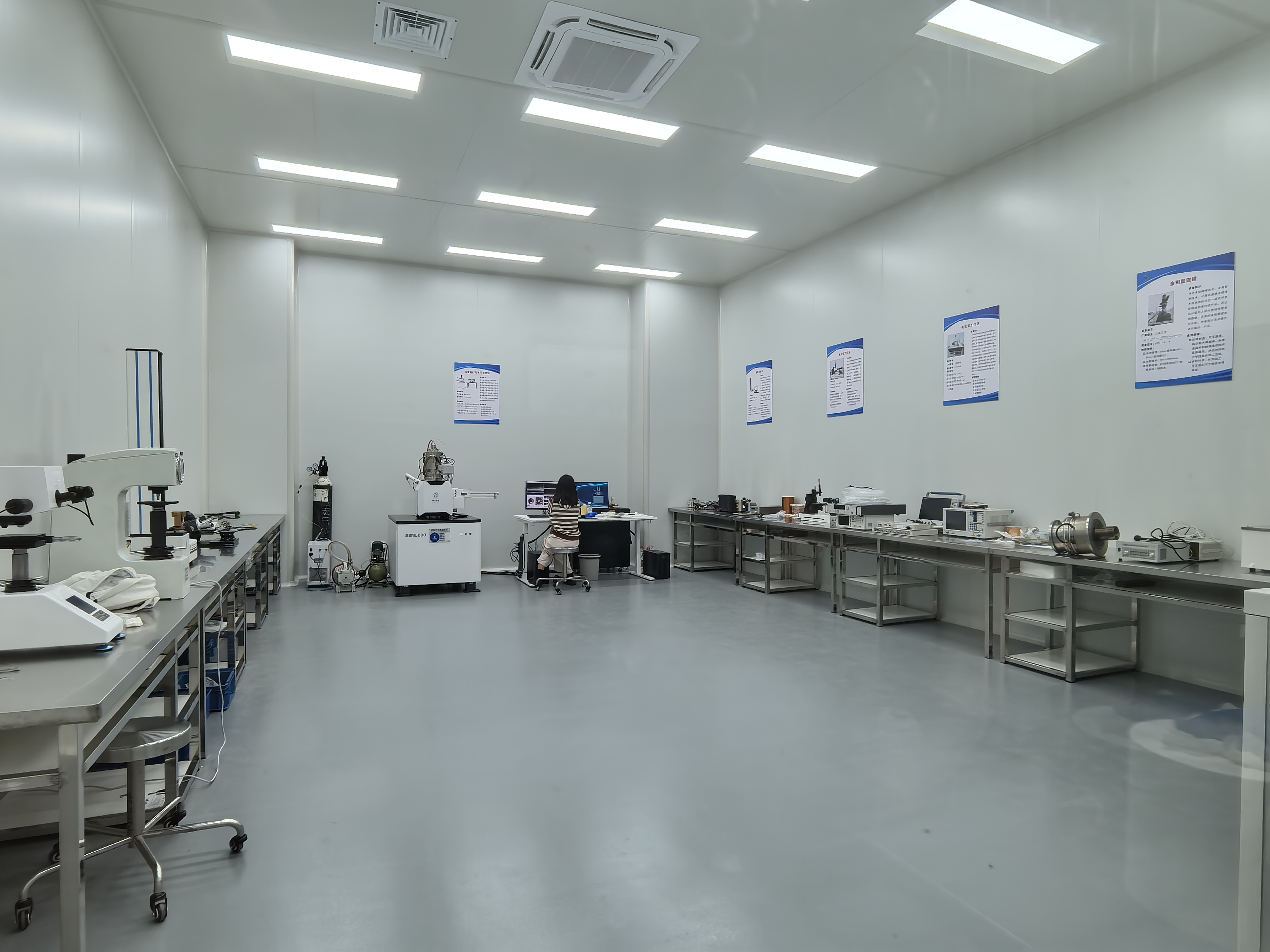 镀膜机设备展示