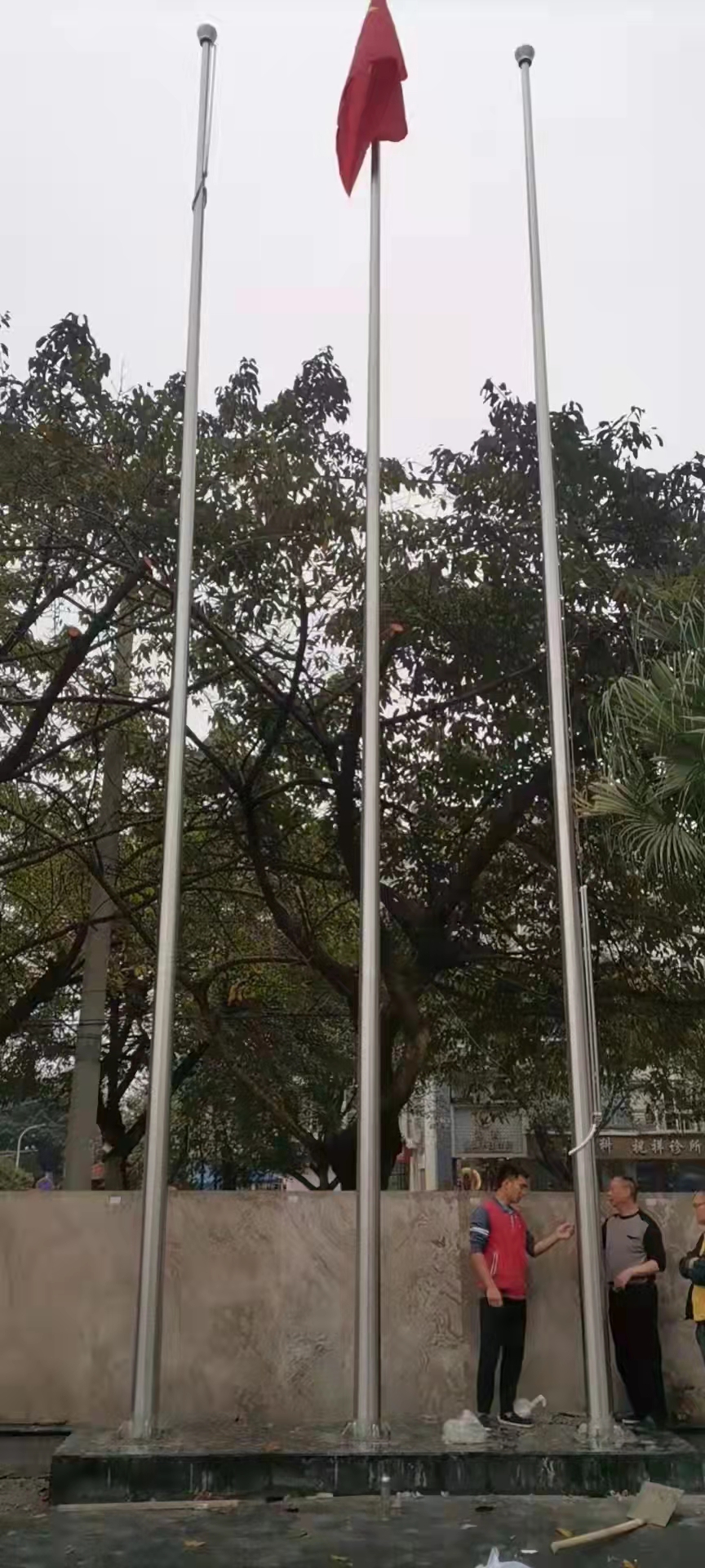 不锈钢旗杆安装案例