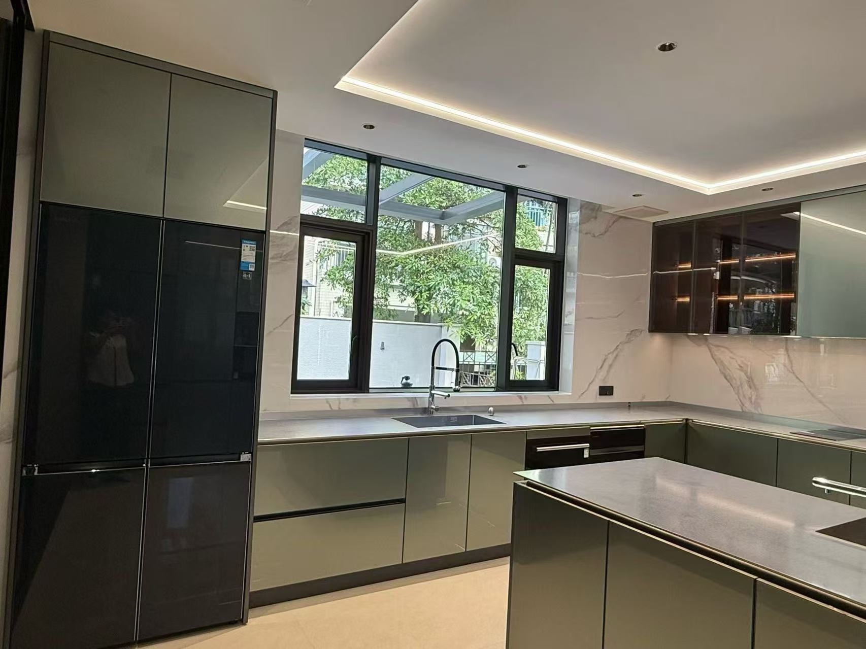 不锈钢橱柜实例