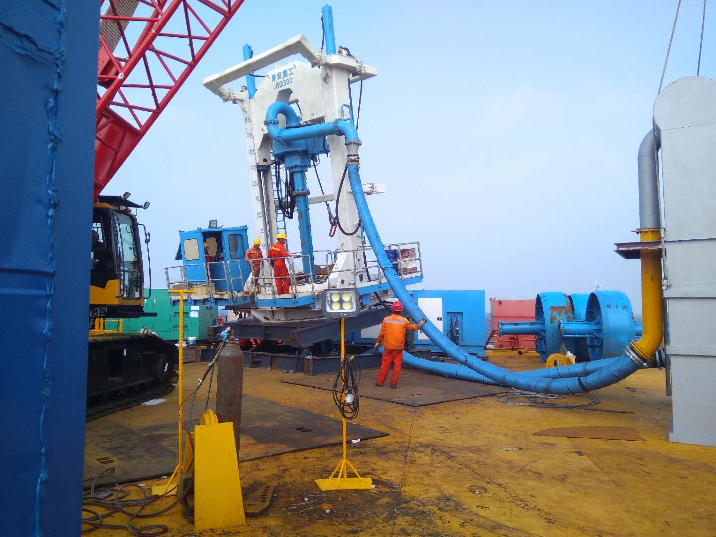 景安重工链刀式双轮深搅设备现场施工图