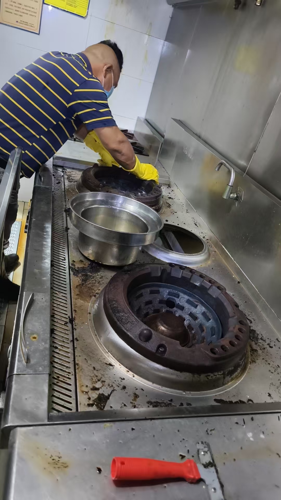 陵水快修服务现场