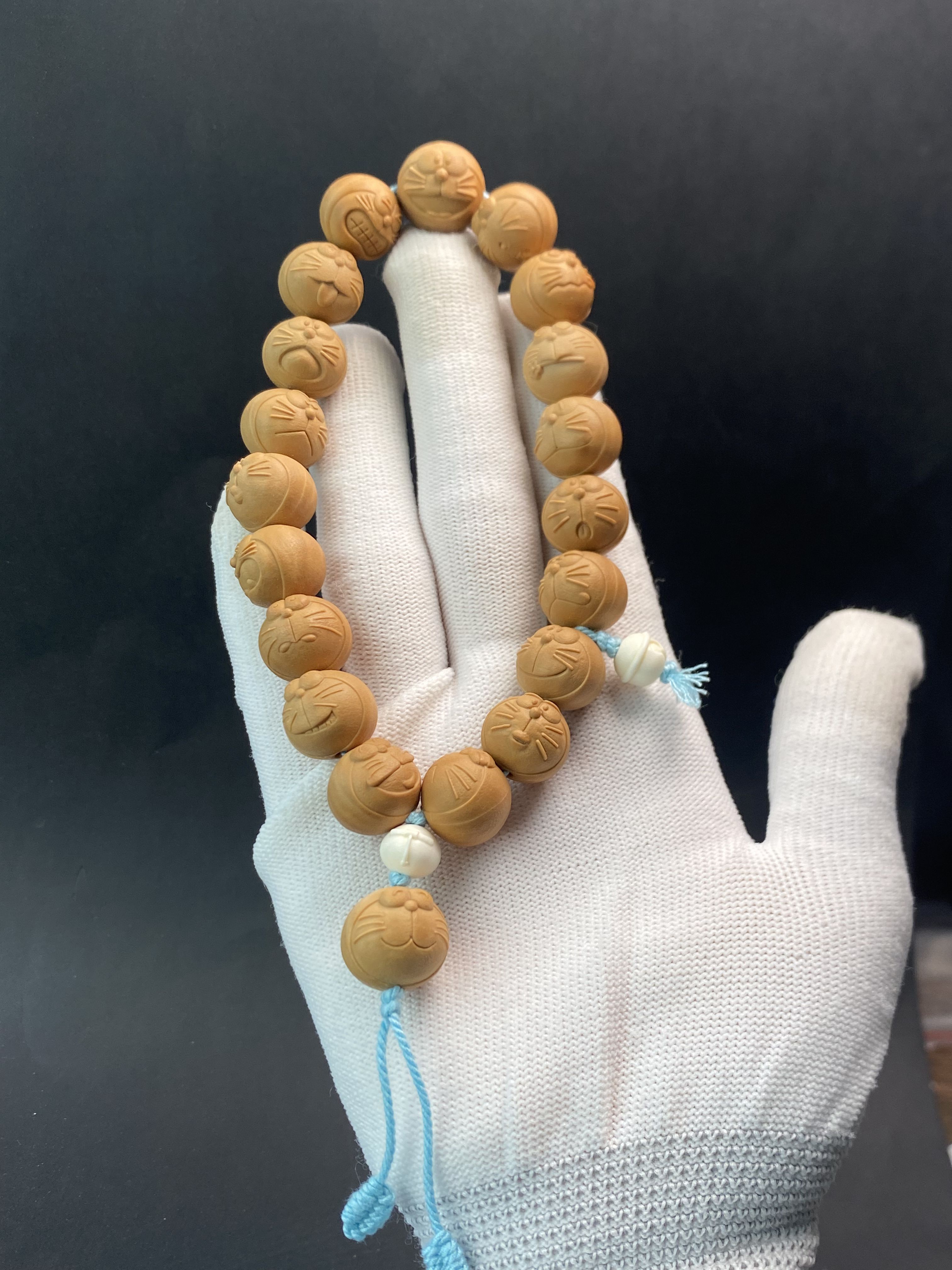 深白文玩雕刻展示