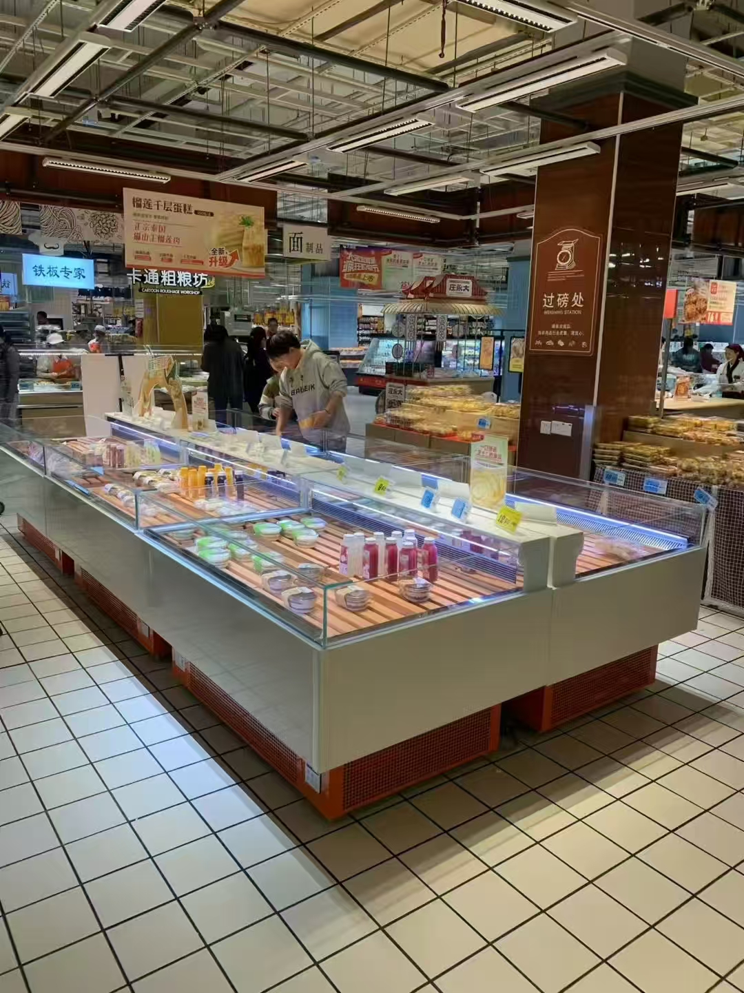 产品柜 