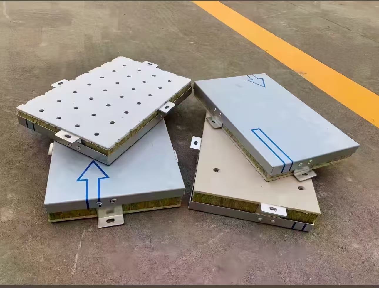 铝合金复合一体板生产工艺