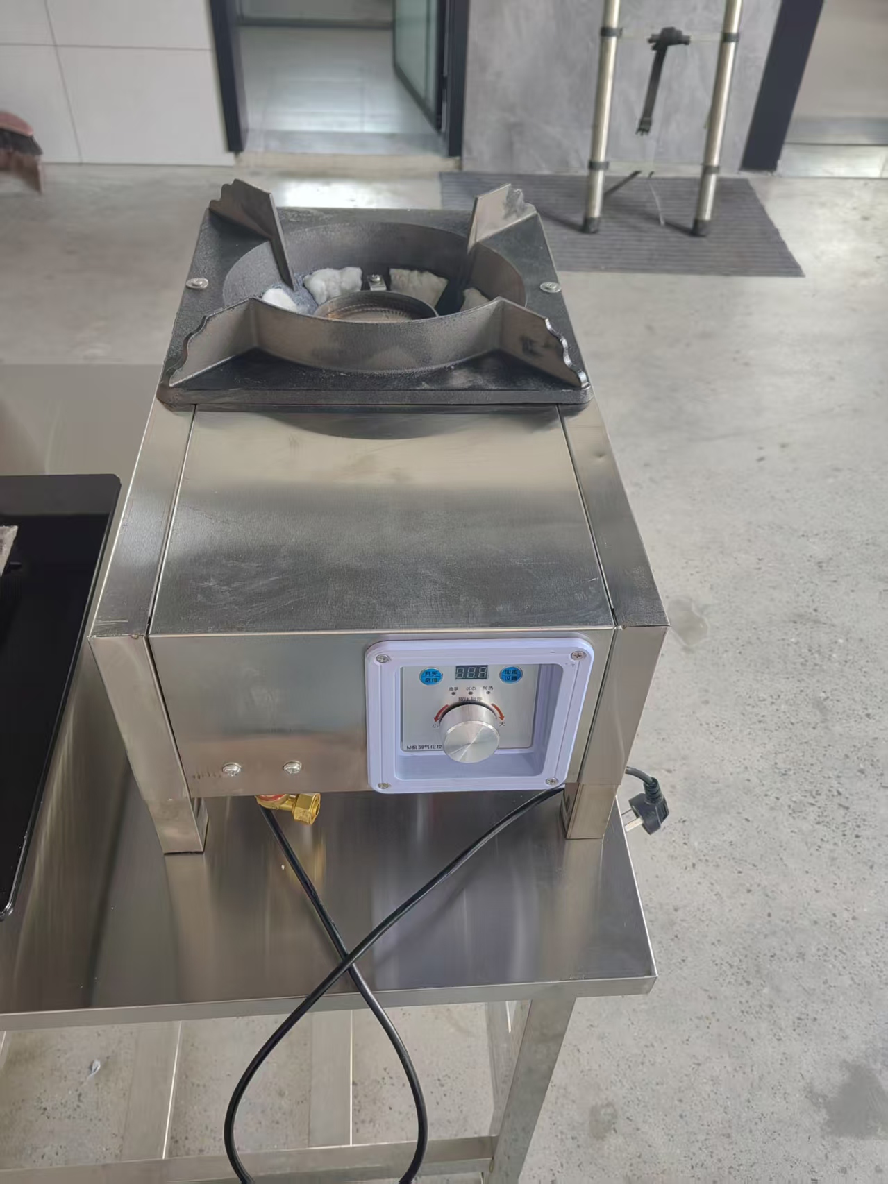 餐饮厨房燃料选择面临诸多挑战