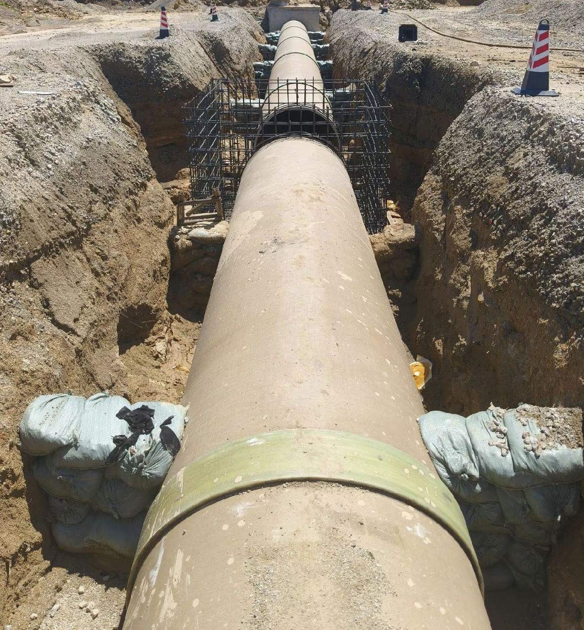 玻璃钢顶管结构示意图