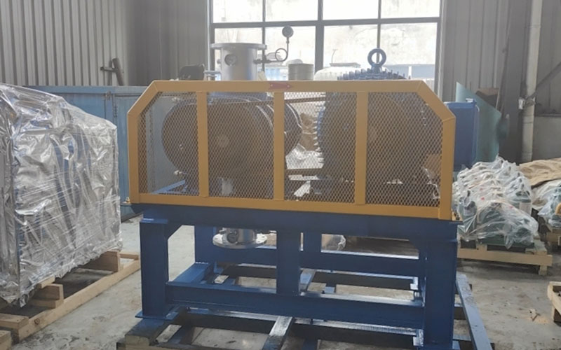 用于MVR蒸发系统的蒸汽压缩机安装现场示意图