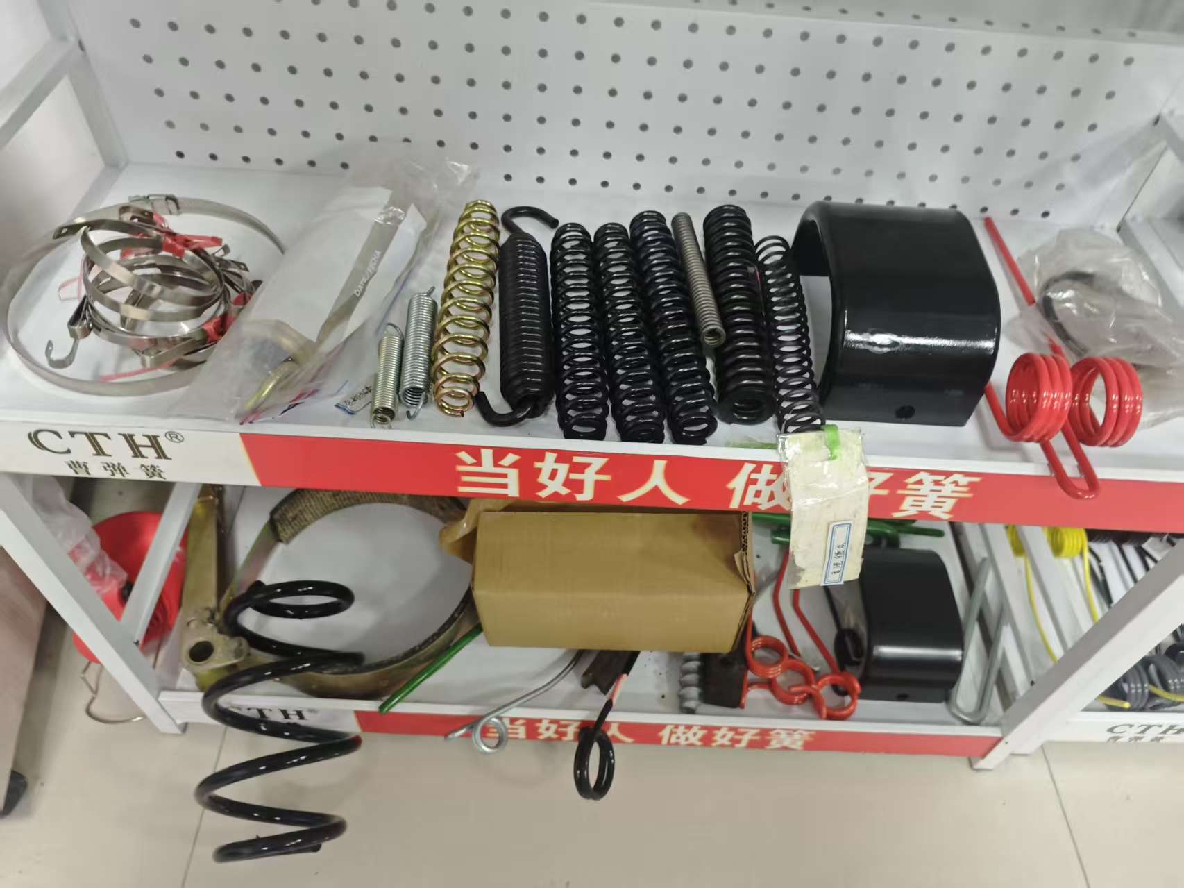 南通卓越精密件有限公司生产车间一瞥