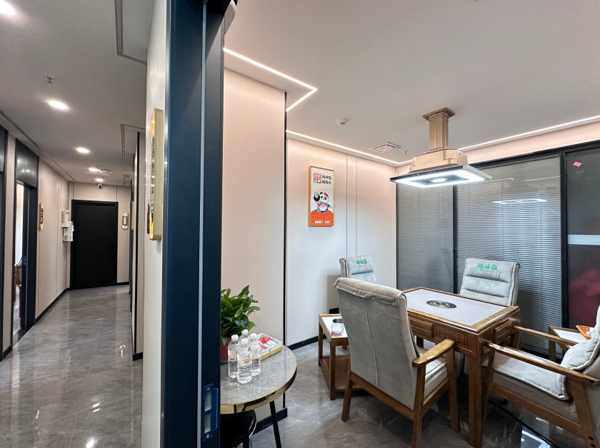 碰碰发24H共享棋牌·台球连锁品牌门店环境