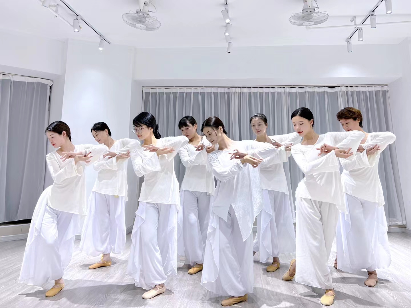 爵士舞动作展示