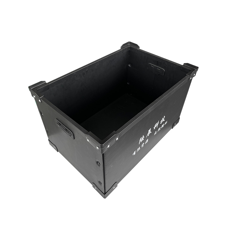 合肥有容包装科技有限公司中空板生产车间与宽幅板材展示