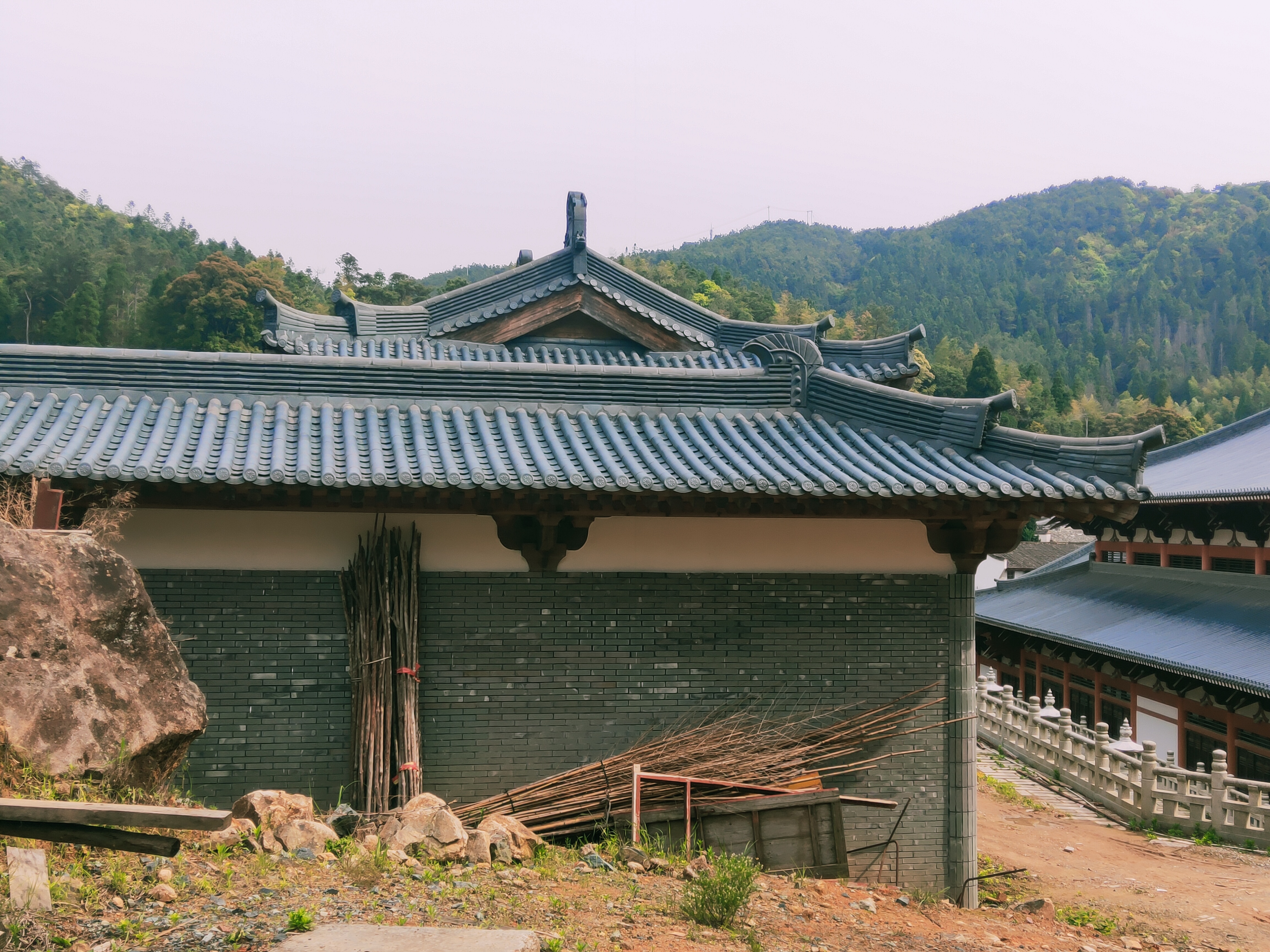 盖天下琉璃瓦产品展示