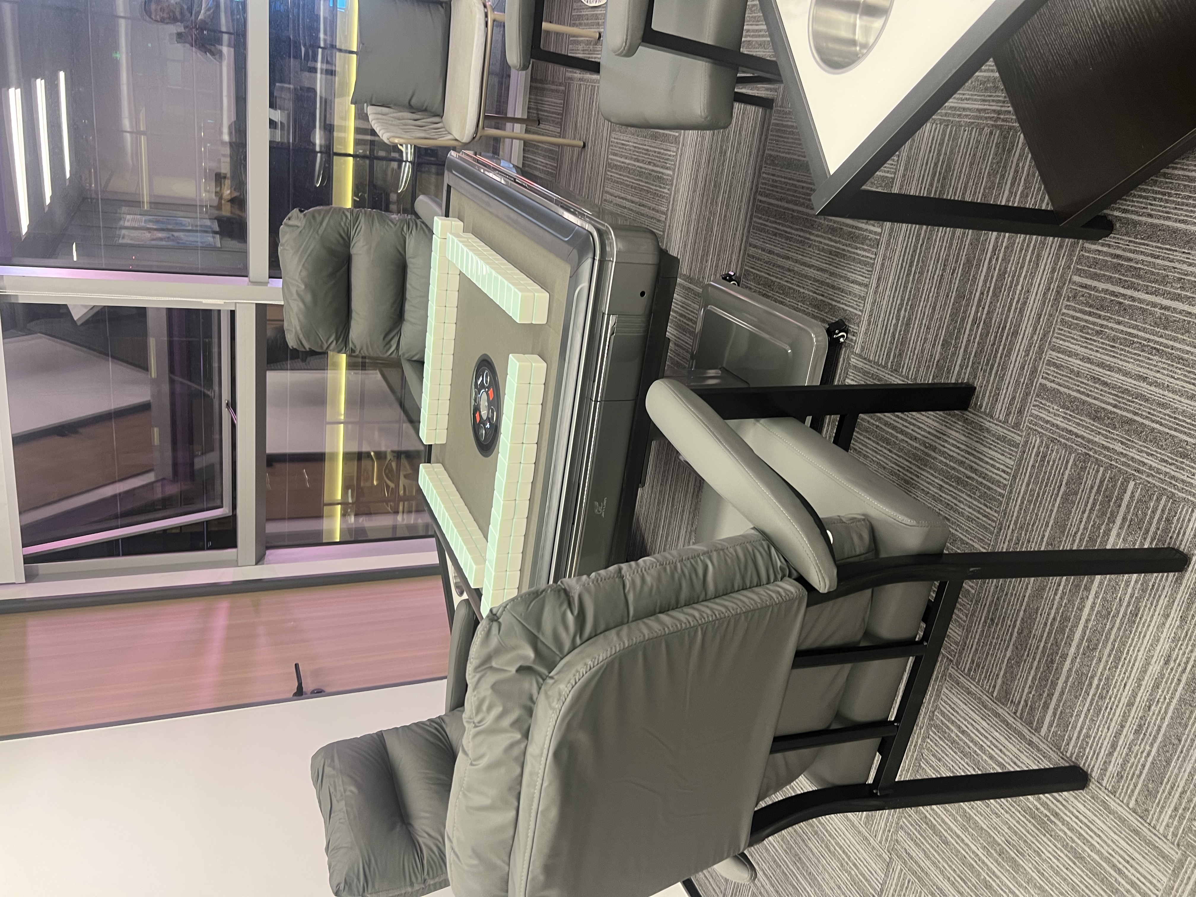 四方利商贸产品陈列实拍