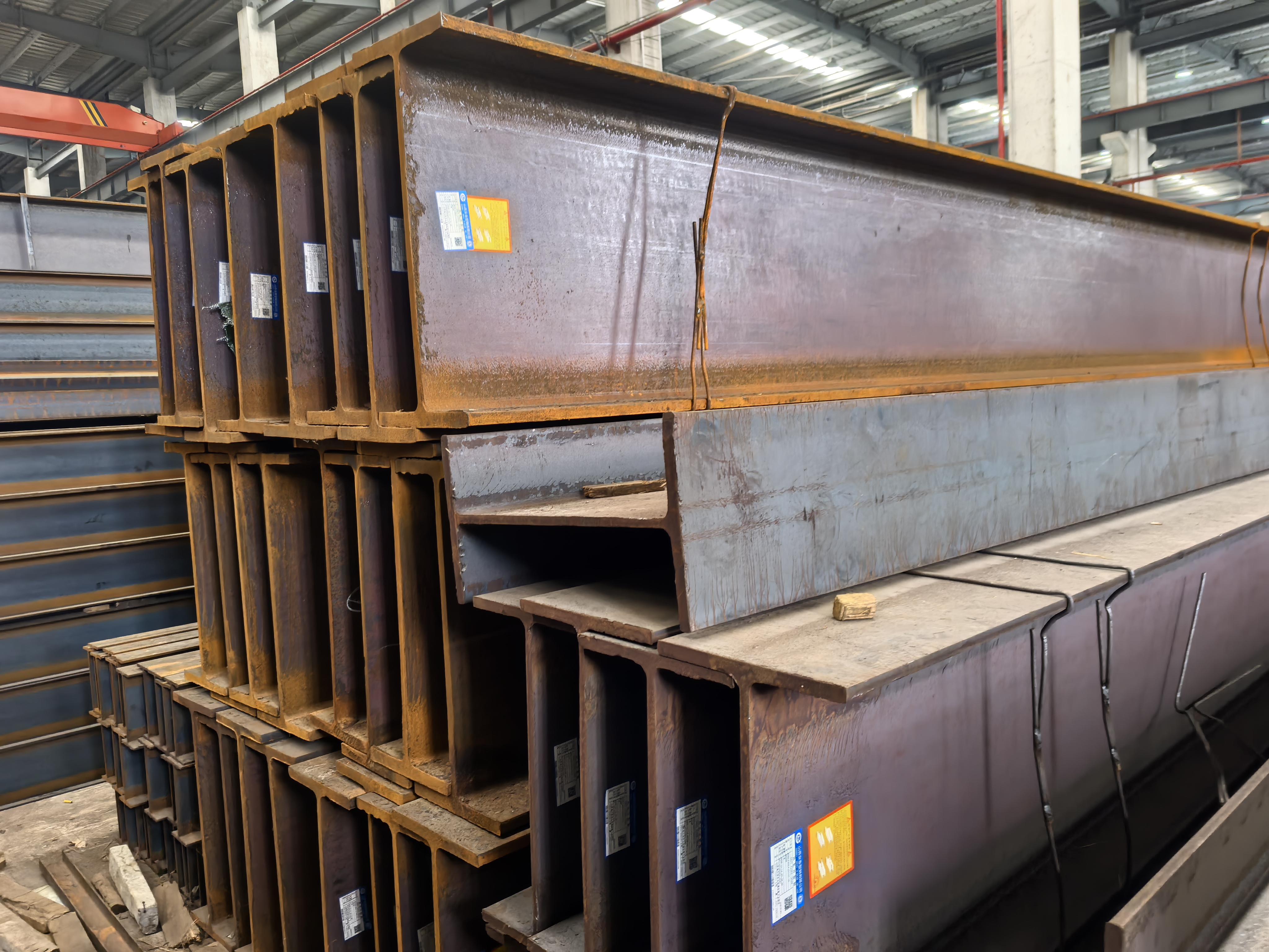 不同规格的工角槽钢材产品图