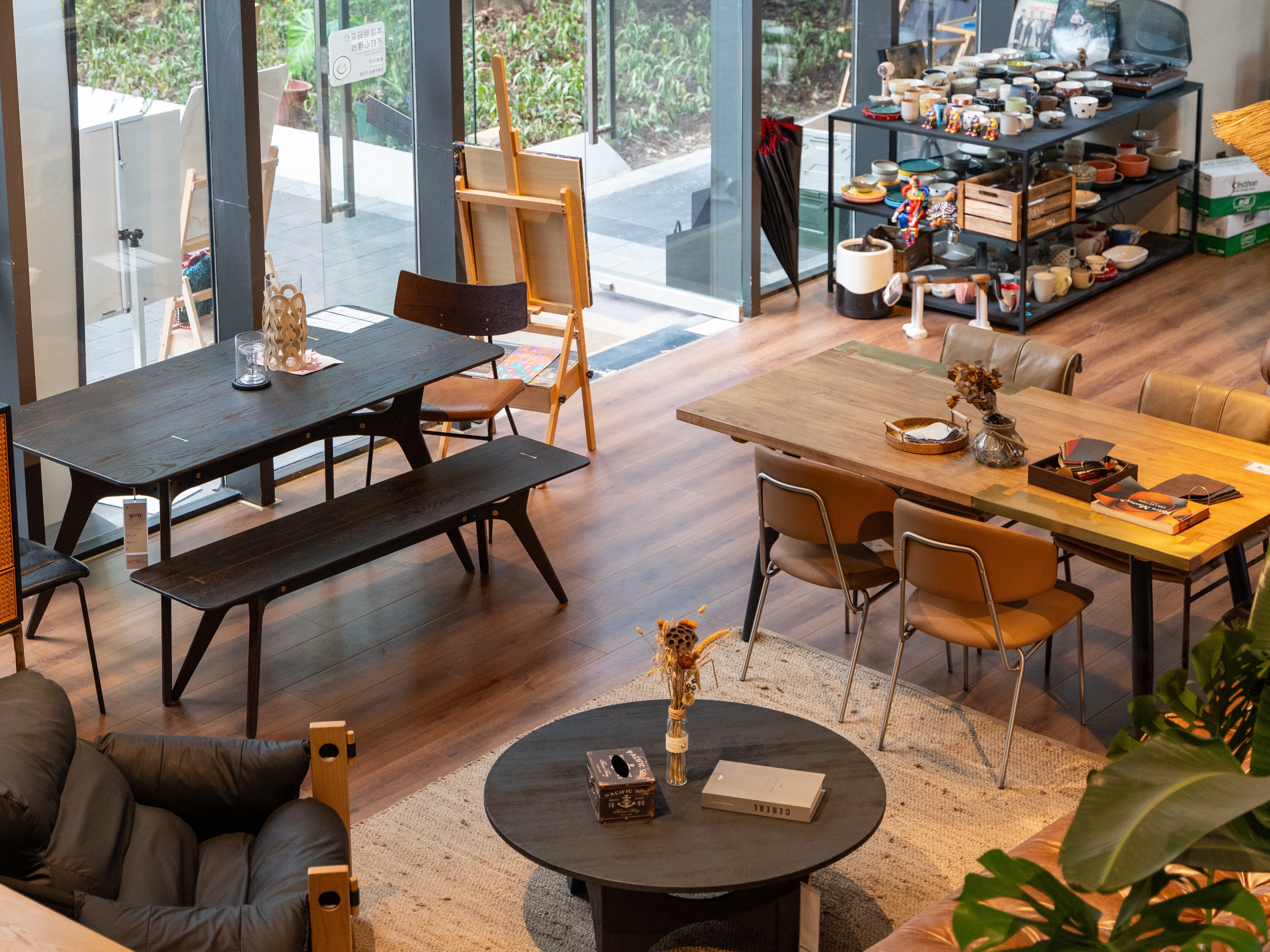 MOVILLA魔墅家居风格多样的产品陈列