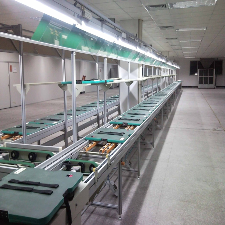 迪泰自动化为某制造企业设计的智能化倍速链装配线全景，工位布局合理，运行流畅