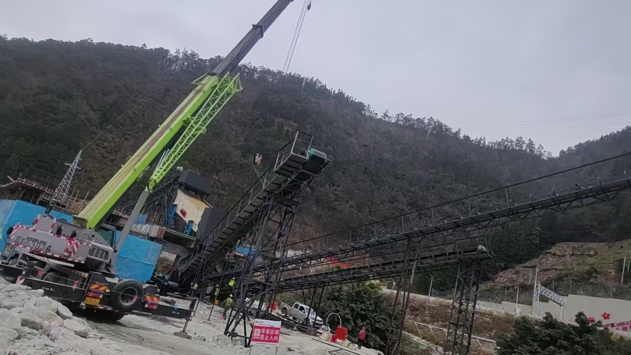 项目管理数字化驾驶舱界面示意图