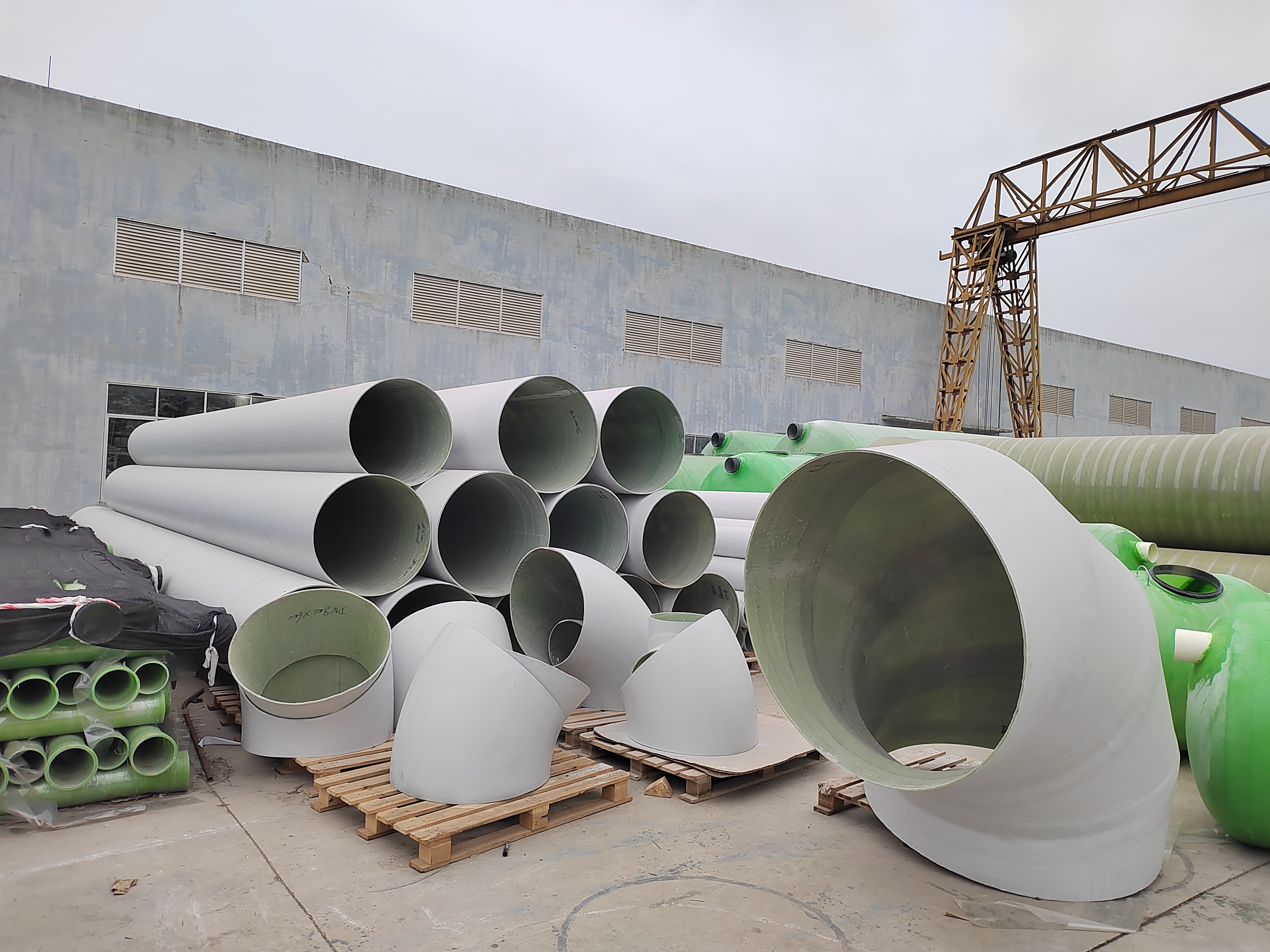 玻璃钢顶管应用于市政工程施工现场