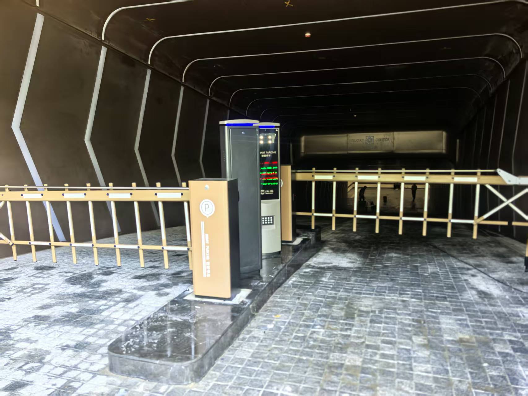 工业级车牌识别摄像机在恶劣环境下工作