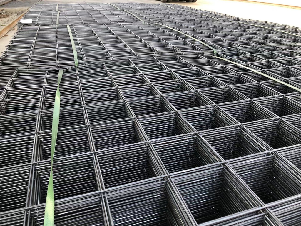 高标准地暖网片焊接细节展示