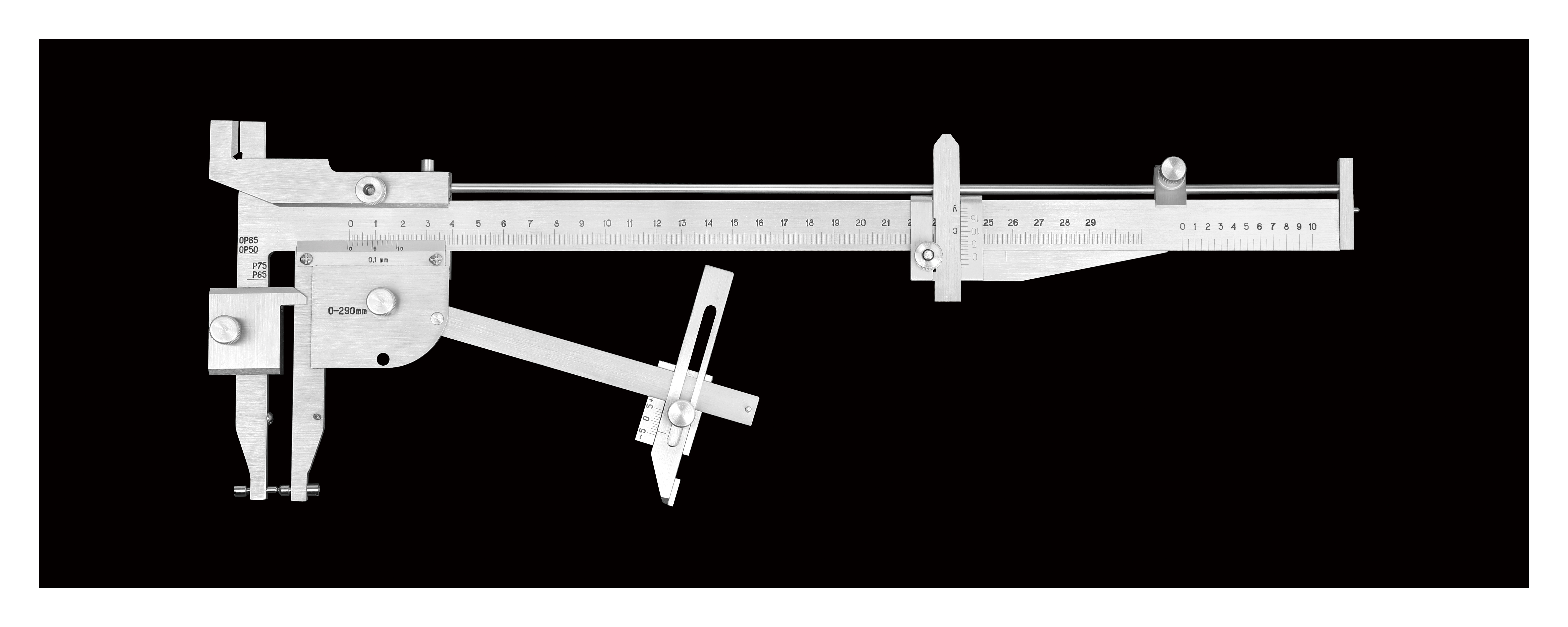 “黄山”品牌数显卡尺精密测量演示
