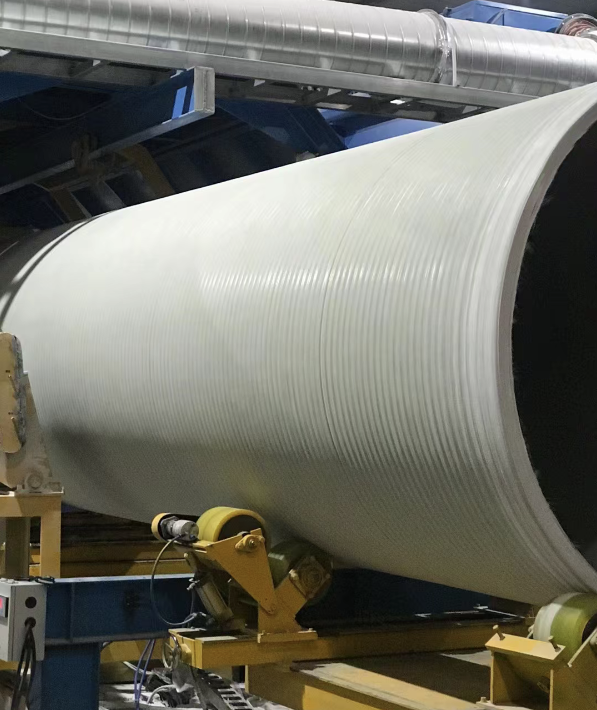 广西威玻复合材料有限公司生产车间一角