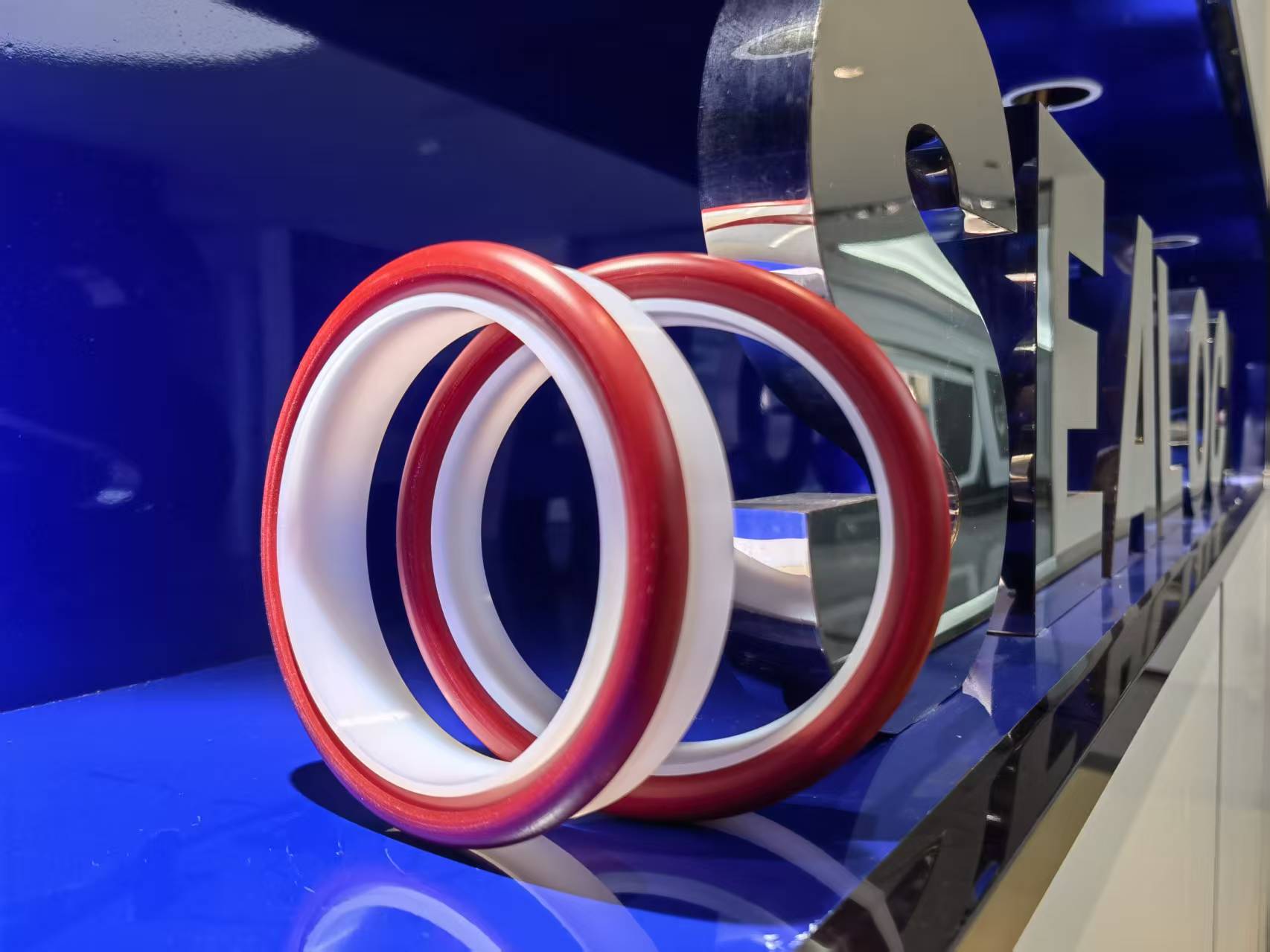 希诺液压密封定制化生产车间