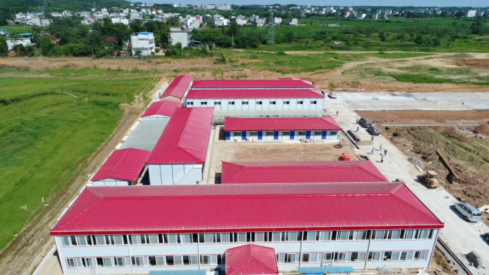 活动房安装现场