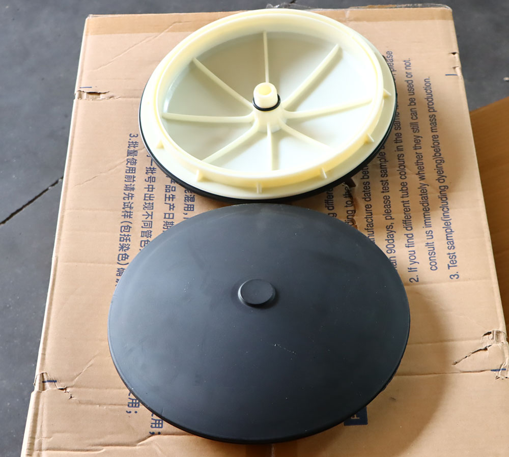 微孔曝气器在污水处理池中的应用实景