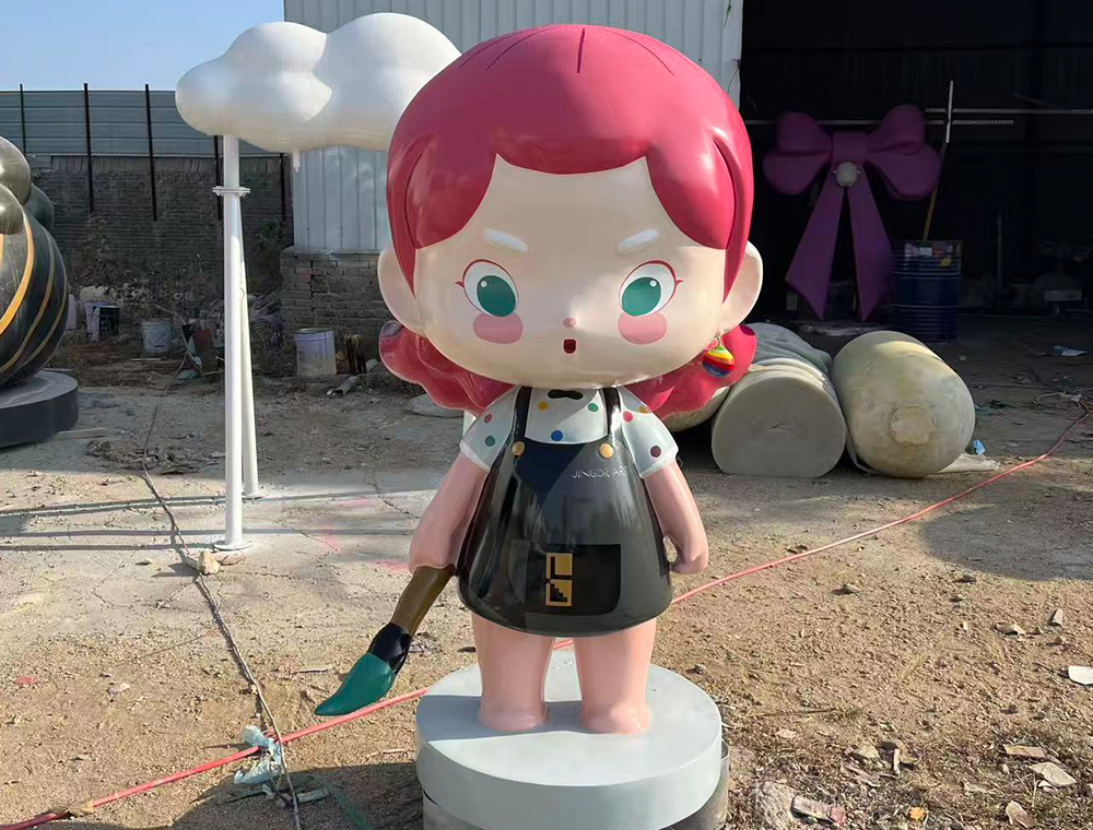 多种场景下的玻璃钢雕塑成品实例