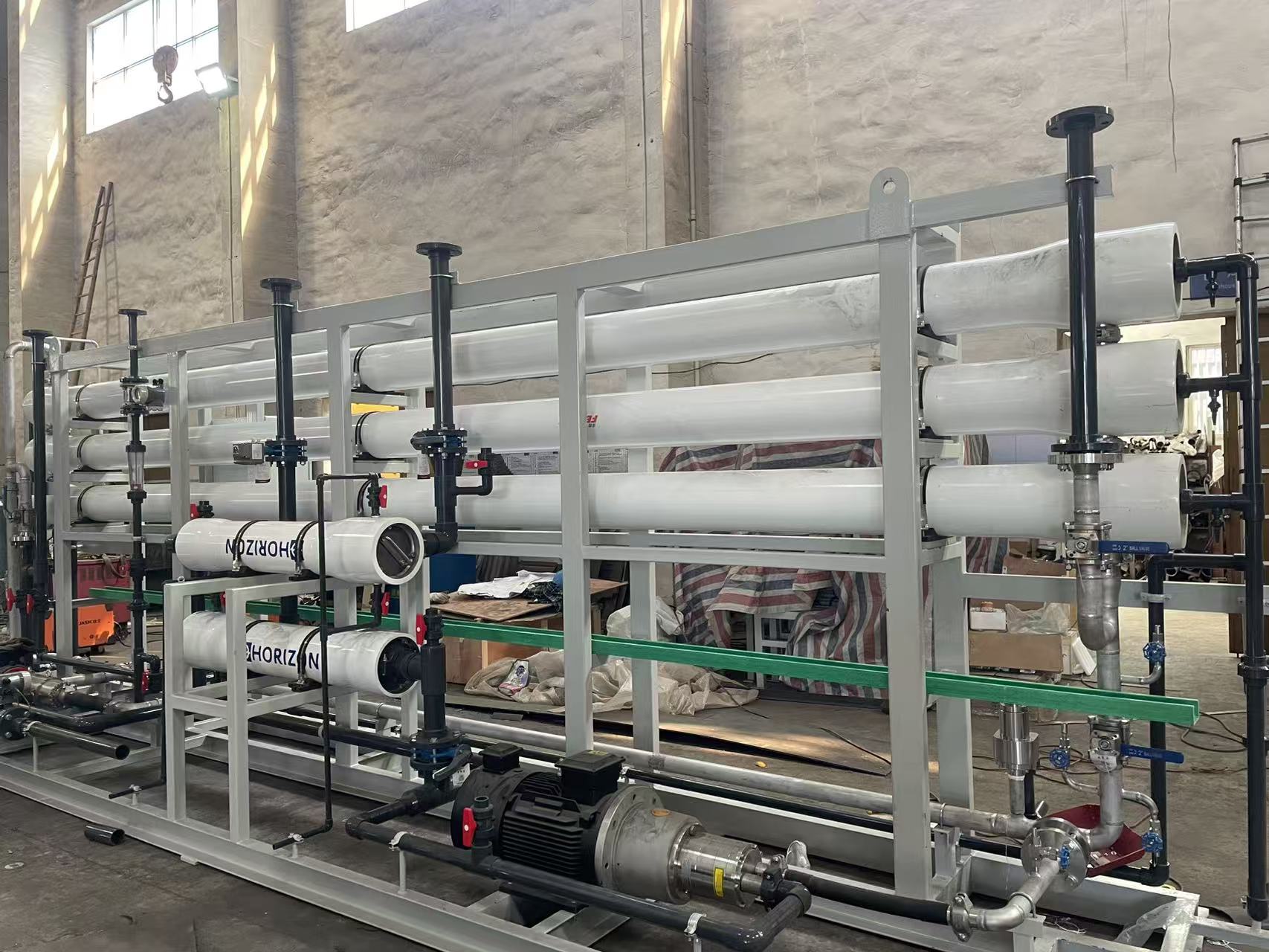 标准化反渗透设备机组外观