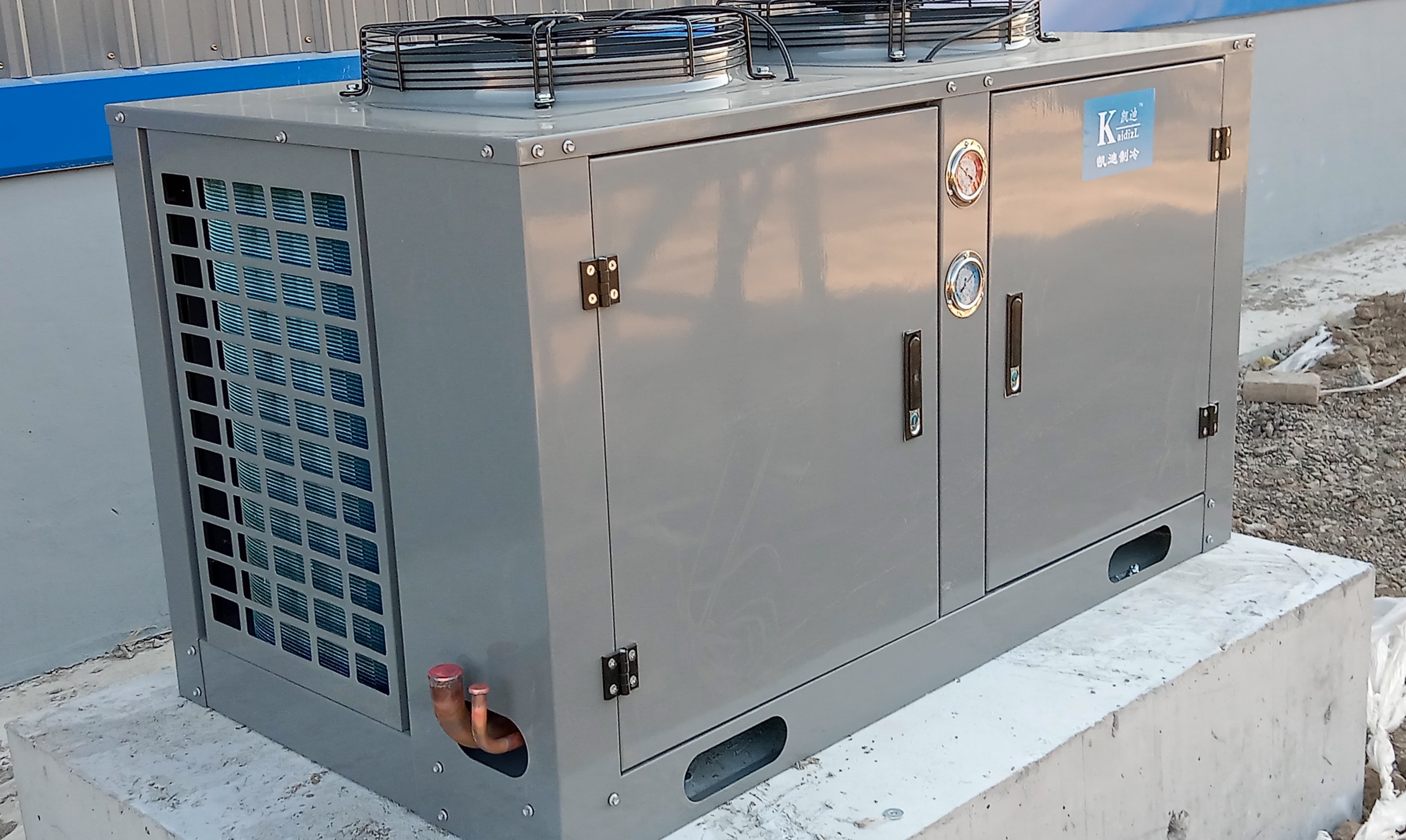 冷库设备安装施工现场