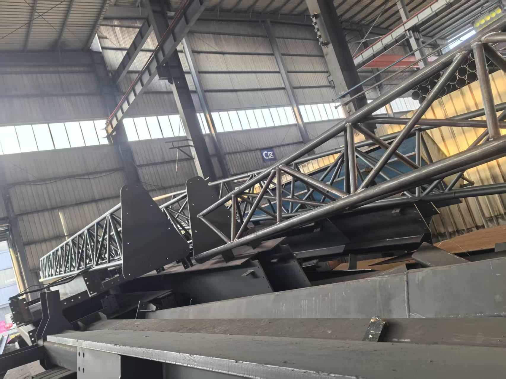 大型弧形钢结构成品展示