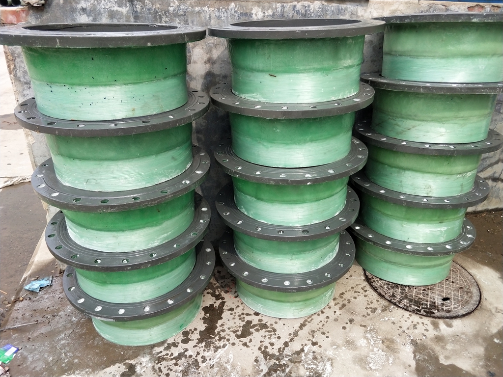 昆泰玻璃钢管道产品，展示其优异的工艺与广泛适用性