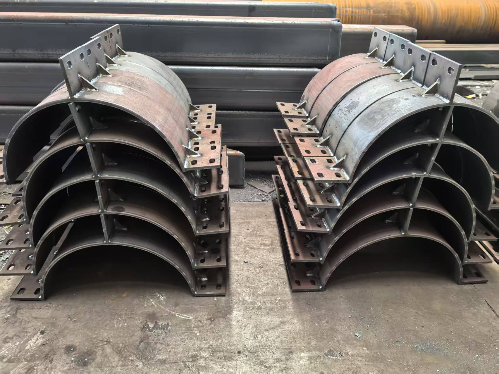 抛丸除锈设备工作现场