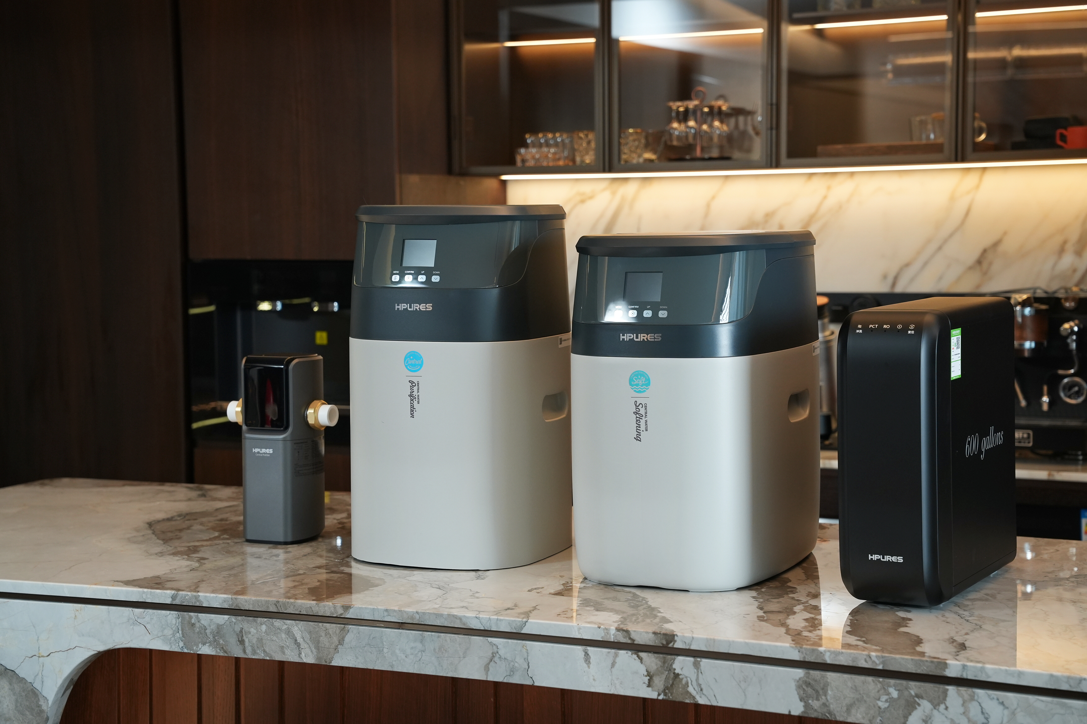 菲浦斯HPURES嵌入式净水机与全屋系统示意图