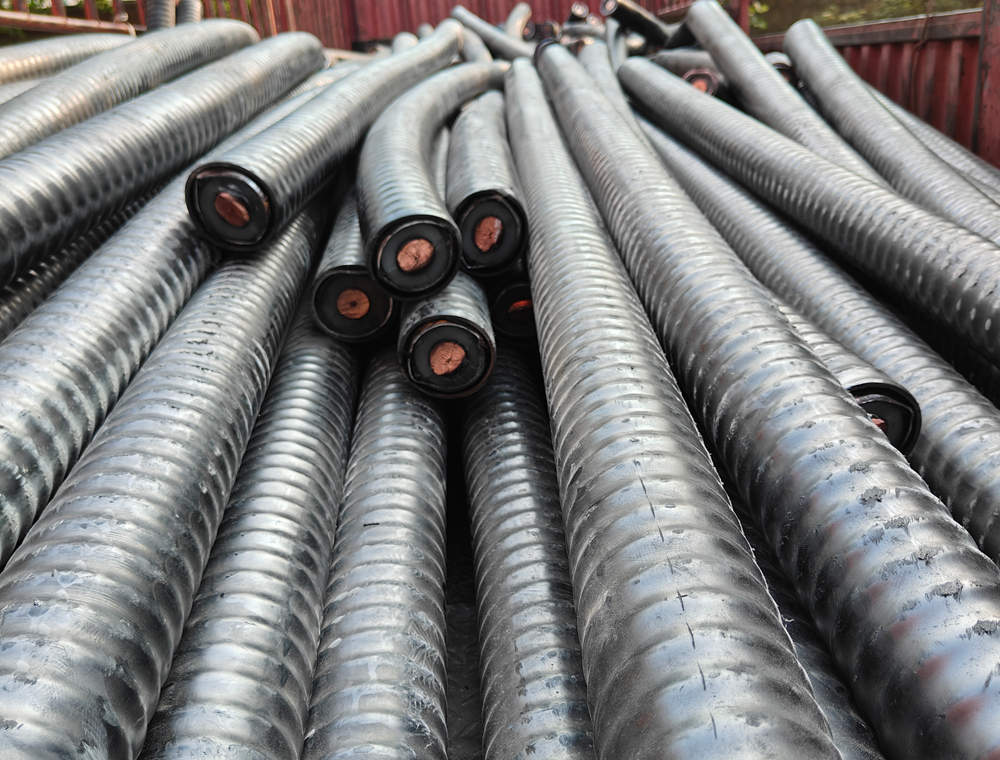 专业的电缆回收评估现场